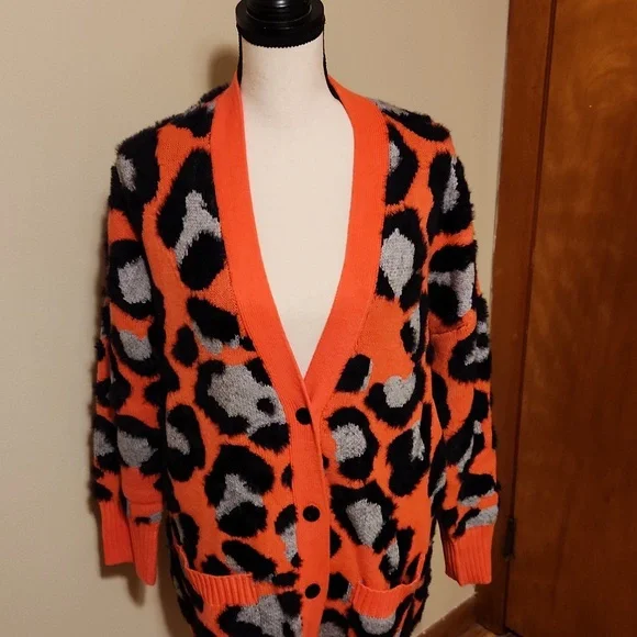 Torrid Neon Animal Print Cardigan Sweater Size 12/14 New Without Tags - Picture 2 of 11